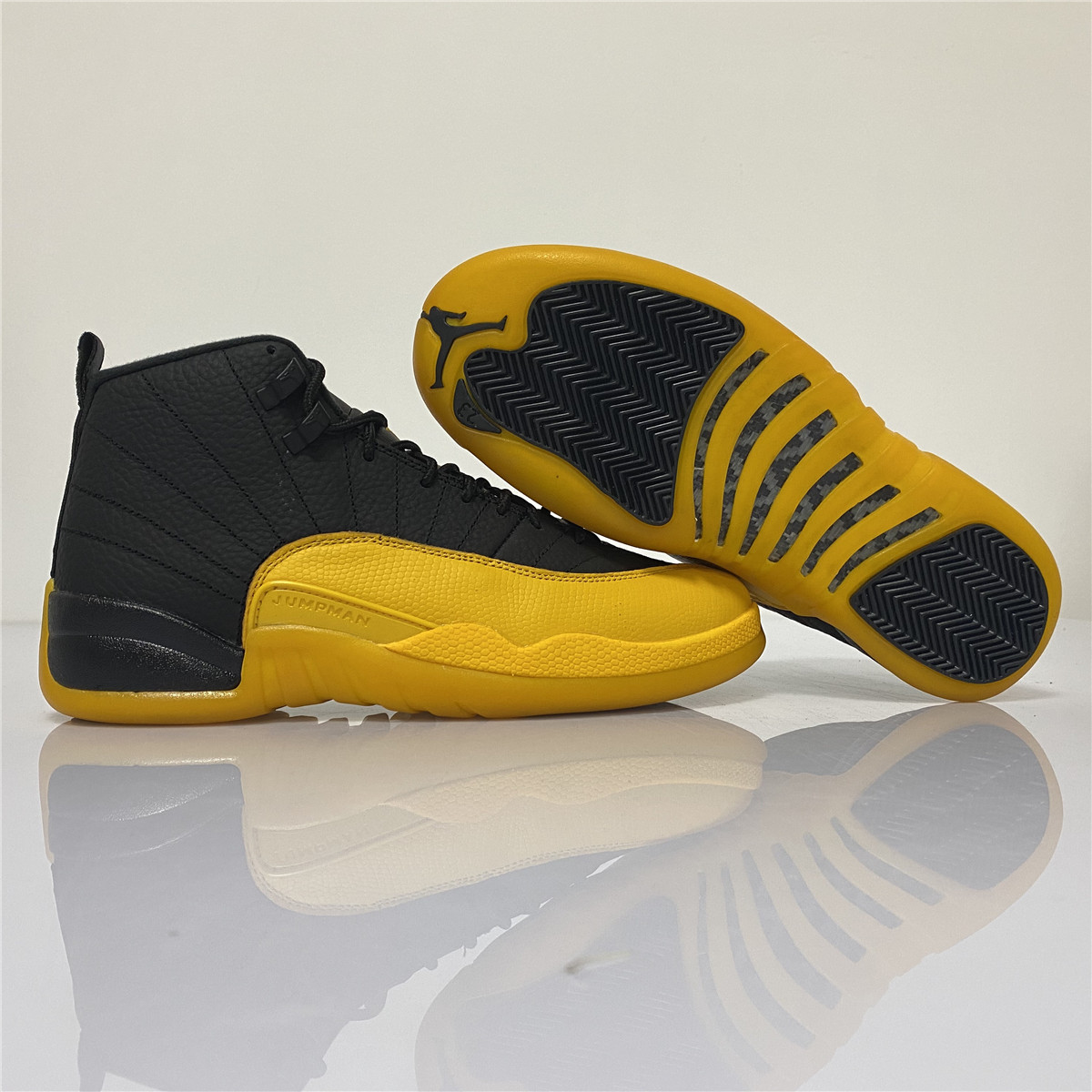 Jordan 12 Retro Black University Gold