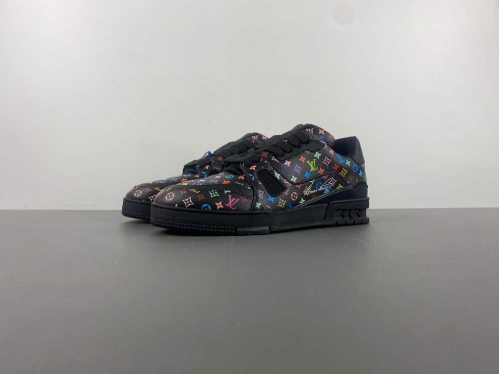 LV Trainer Takashi Murakami Black