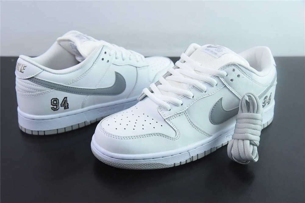 Nike SB Dunk Low Supreme 94 White Metallic Silver