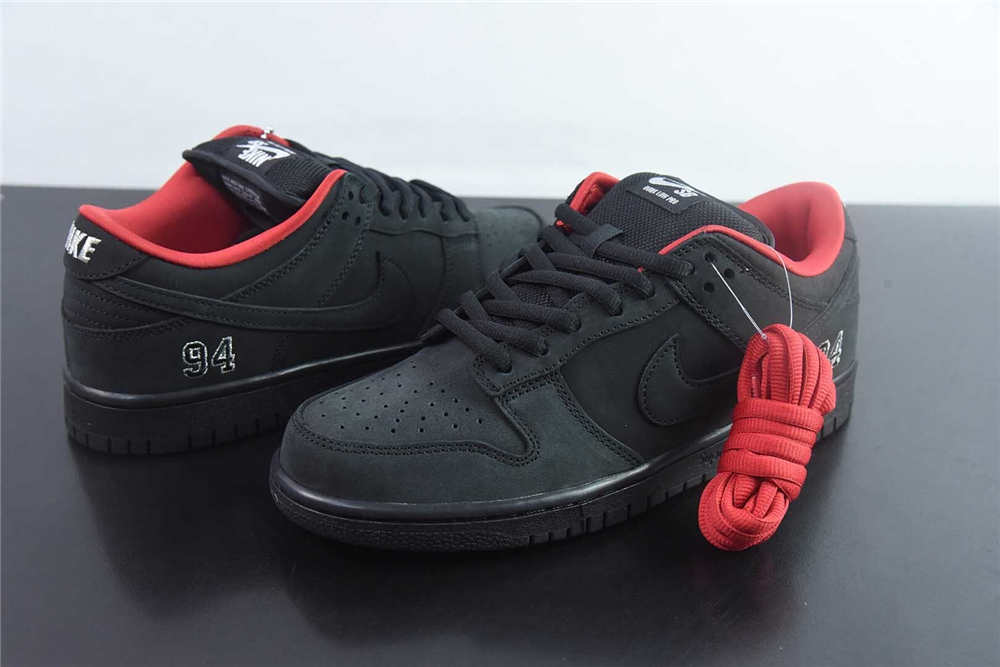 Nike SB Dunk Low Supreme 94 Black